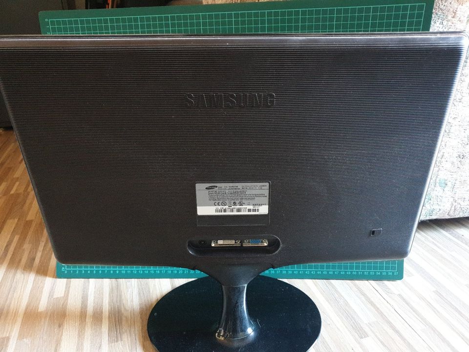 Monitor 1080p Samsung S22B370B in Kaiserslautern