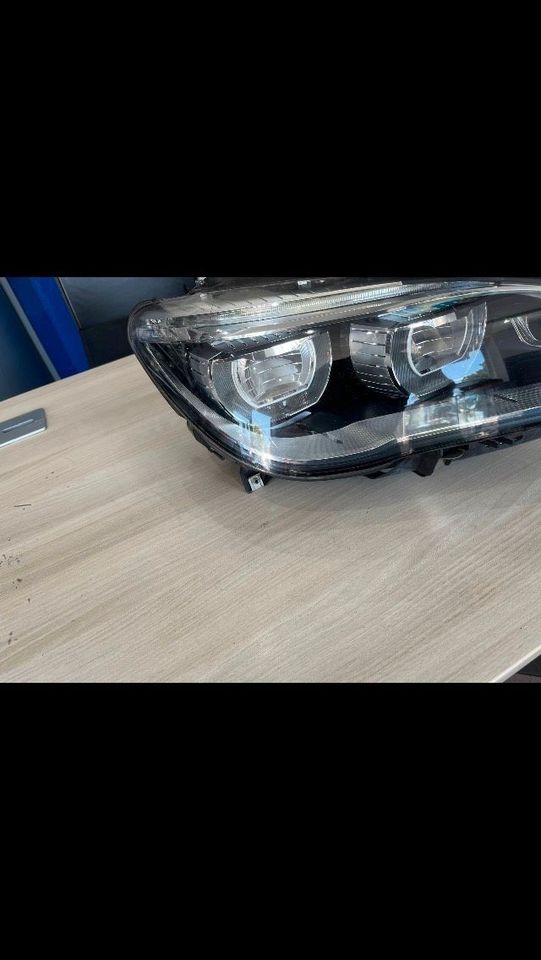 BMW Original F01 F02 Scheinwerfer Adaptiv LED ist RECHTS in Berlin