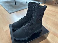 Brandit Defense Boot Stiefel Schwarz (EUR 42, US 9, UK 8) Hessen - Darmstadt Vorschau
