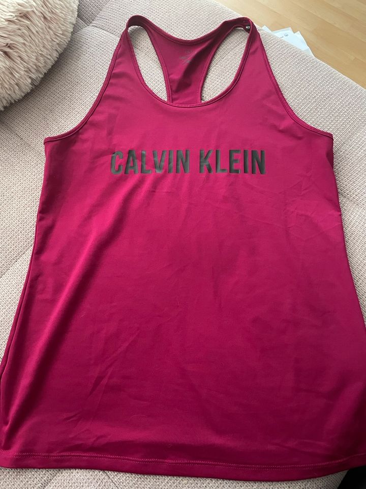 Calvin Klein Top Tanktop Sporttop Gr. S in Rostock