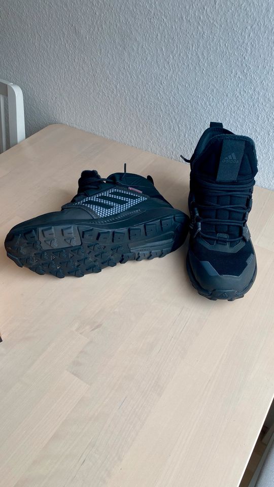 Adidas Terrex Wanderschuhe Gr. 42,5 Herreschuhe in Dresden