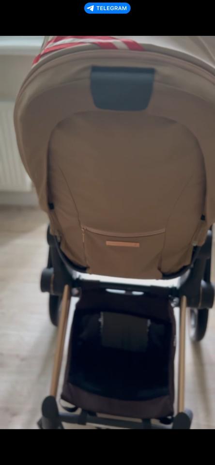 Kinderwagen Cybex Platinum Priam Roségold One Love von Karolina K in Bremen
