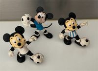 Mickey Mouse Bully Figur Fußball Zusammen 8.- Euro Walt Disney München - Schwabing-West Vorschau