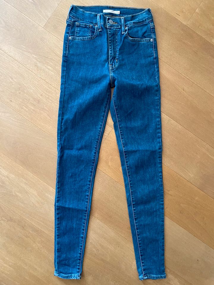 LEVIS  Mile High Super Skinny Gr. 26 in Bad Harzburg