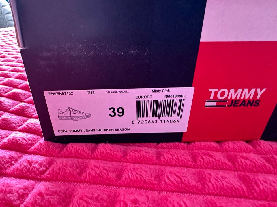 Tommy Hilfiger Sneaker weiß rosa / misty pink 39 NEU in Frankfurt am Main