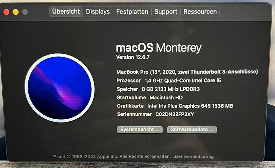 Apple MacBook Pro 13 2020 touchbar in Helmbrechts