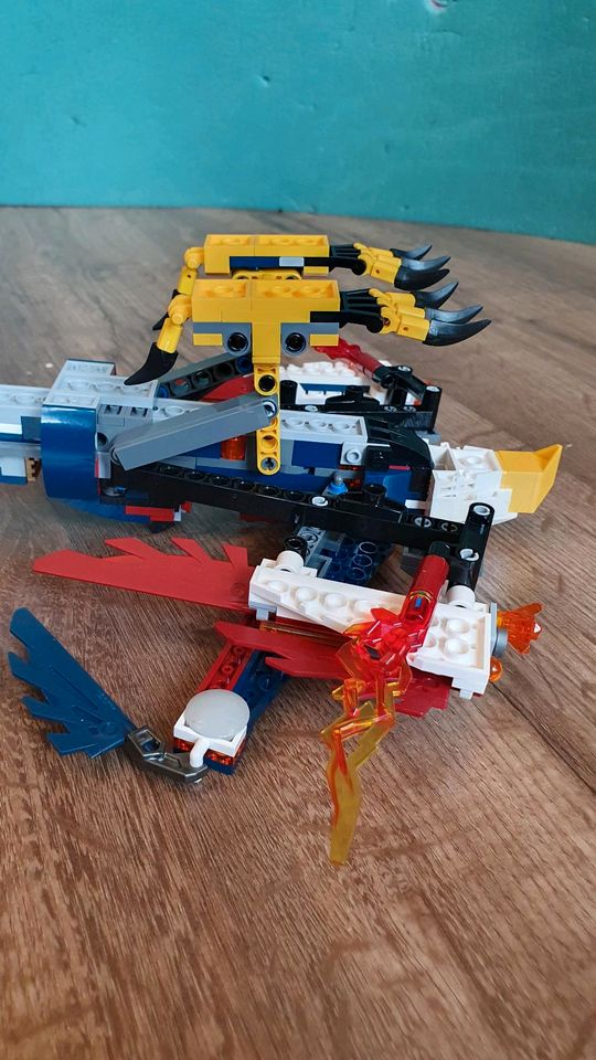 Lego Chima 70142 Eris Feueradler 100% vollständig in Frechen