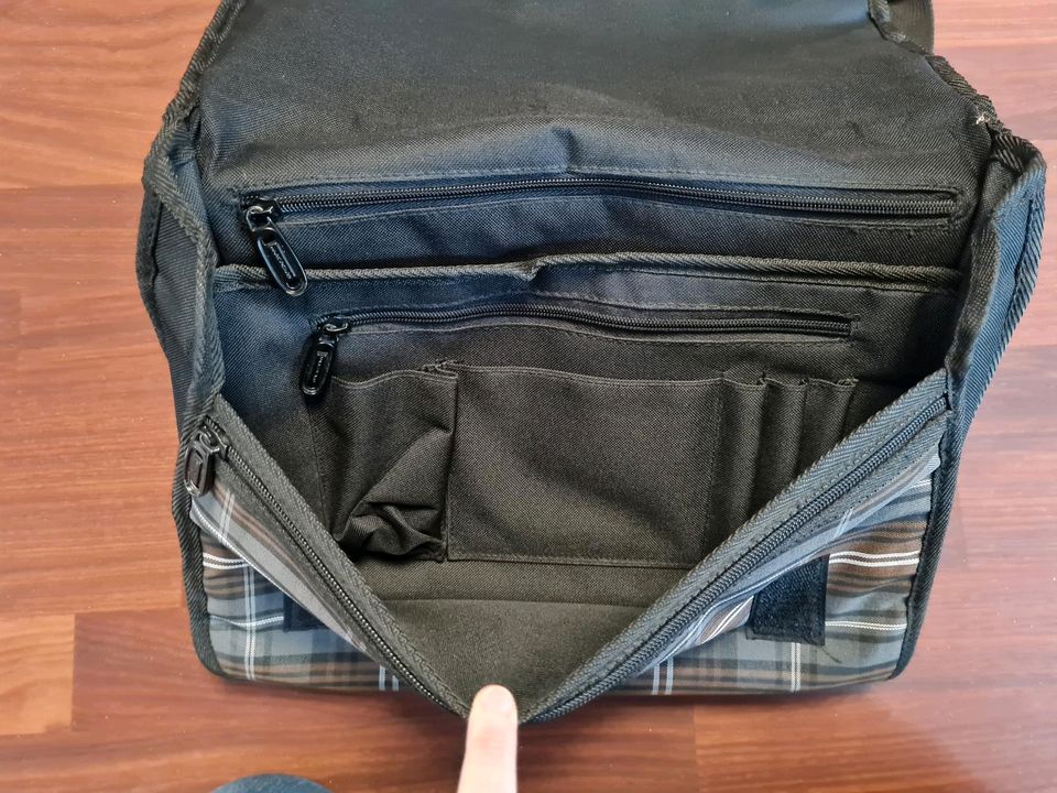 Marc Picard Umhängetasche Schultertasche Karo als Laptop Tasche in Frankfurt am Main