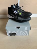 Nike Kyrie Flytrap V US 8 / EU 39,5 wie neu Hessen - Oberursel (Taunus) Vorschau