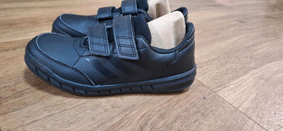 Jungen Sneakers Adidas in Moers