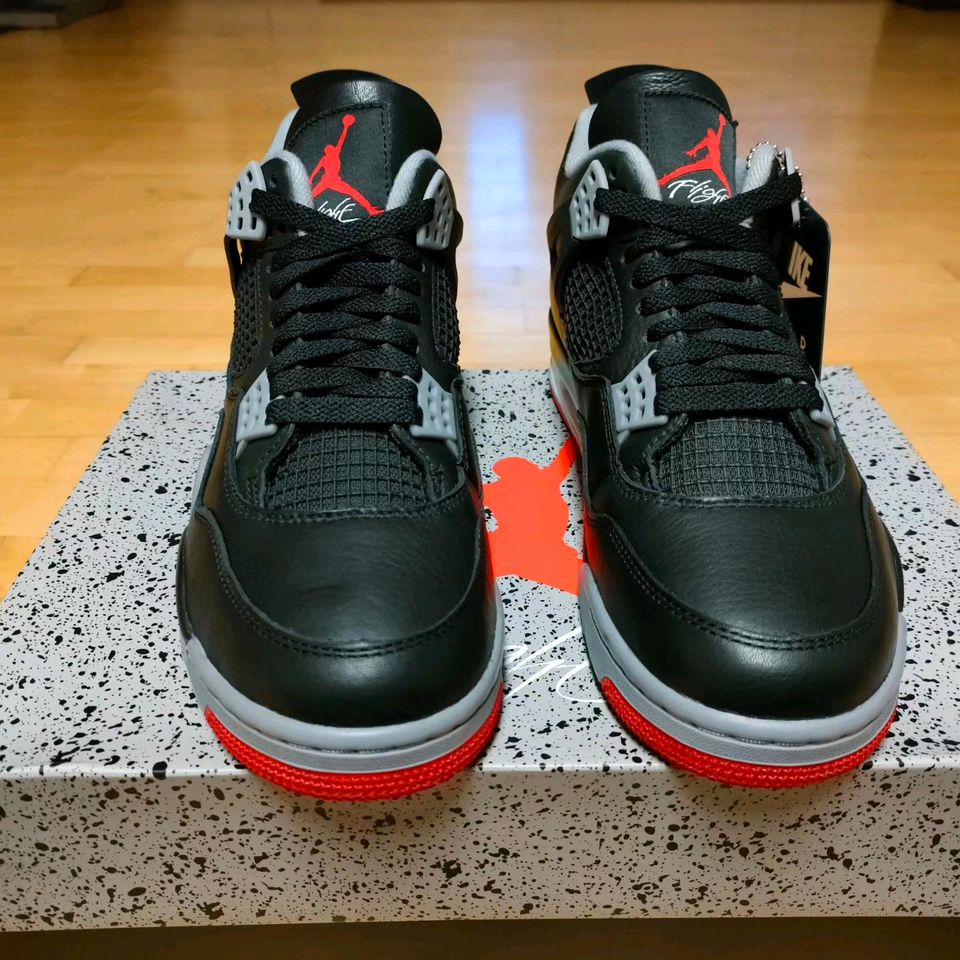 Jordan 4 Bred Reimagined, Größe 39, 40, 42,5, 43 in Eschweiler