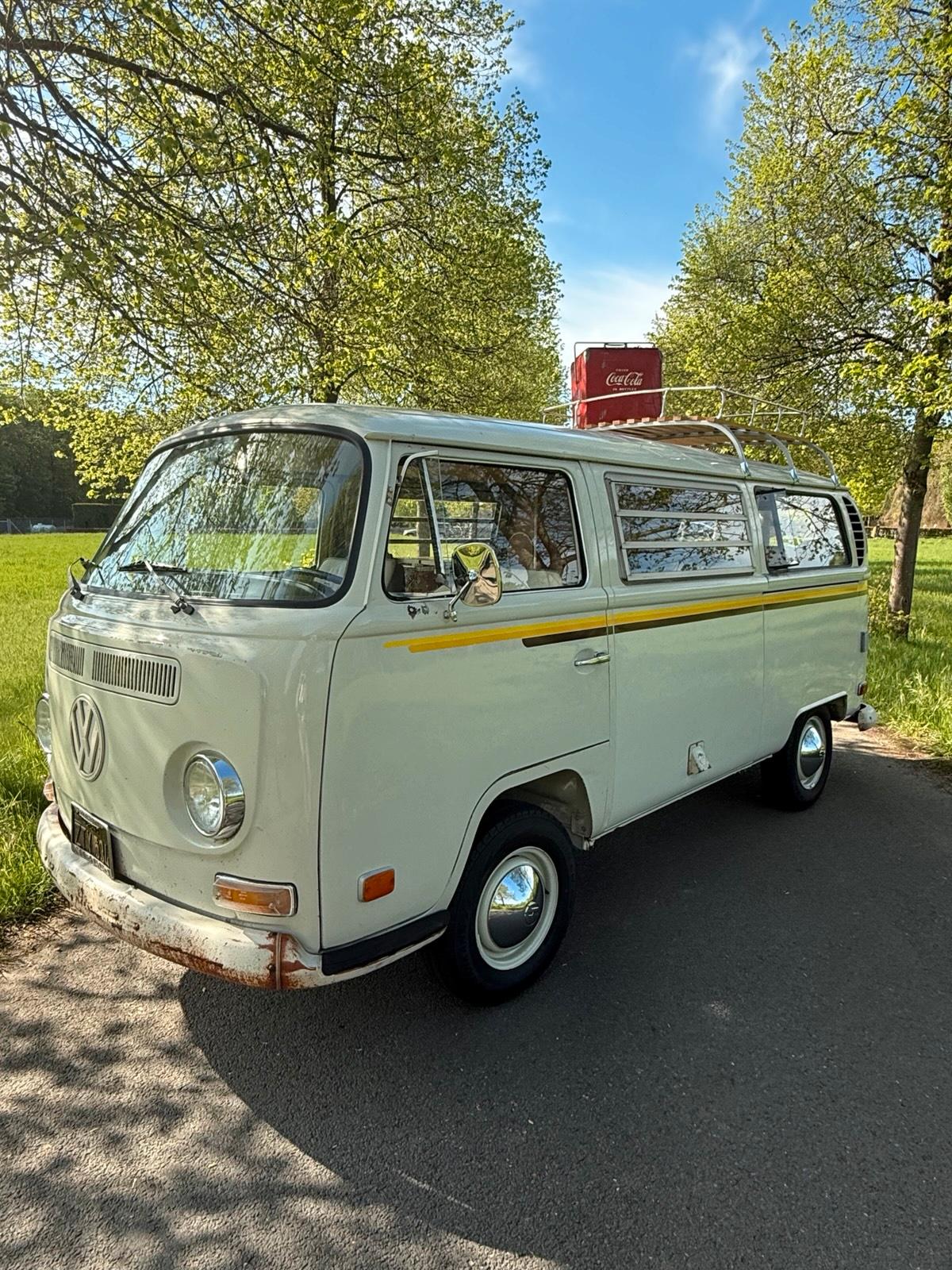 Abbildung des Autos VW T2a Westfalia Bus Bul…