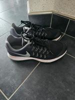 Nike Sneaker Gr 40 Neuwertig Nordrhein-Westfalen - Gütersloh Vorschau