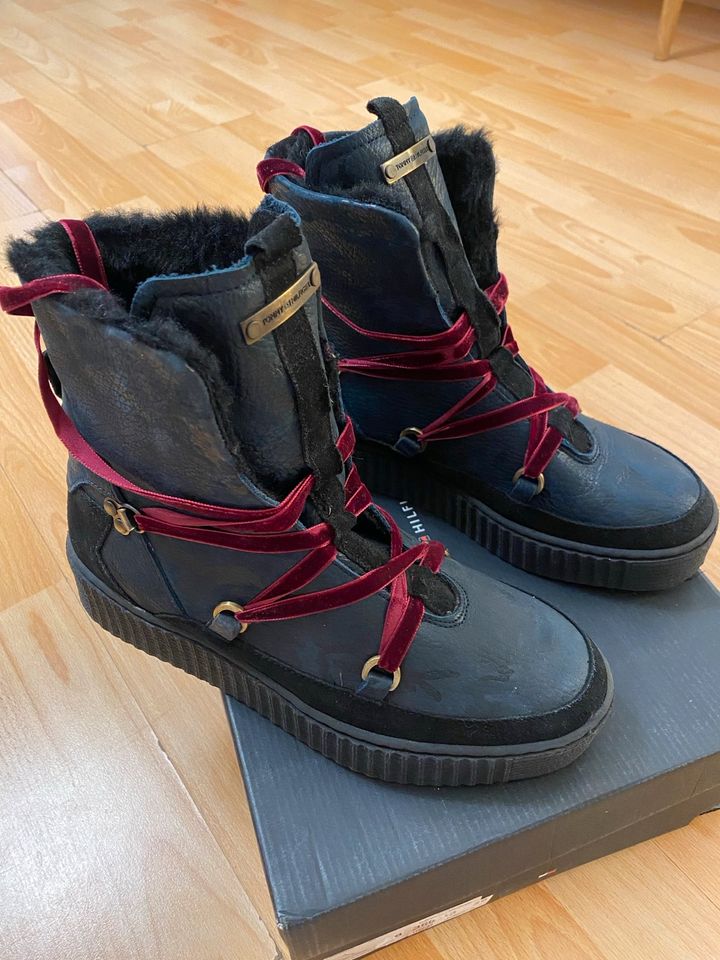 Winter Stiefel Tommy Hilfiger in Bad Hersfeld