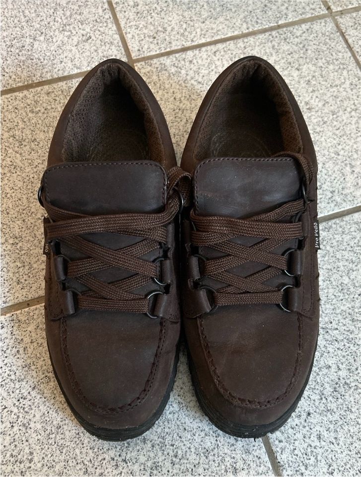 Bequeme Schuhe Braun Gr. 38 in Einhaus