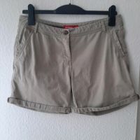 Manguun Damen Shorts kurze Hose beige 40 L Outdoor Frankfurt am Main - Ostend Vorschau