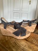 Gabor Sandalen Plateau Wedges Schuhe Keilabsatz braun Gr. 39 NEU Nordrhein-Westfalen - Altena Vorschau