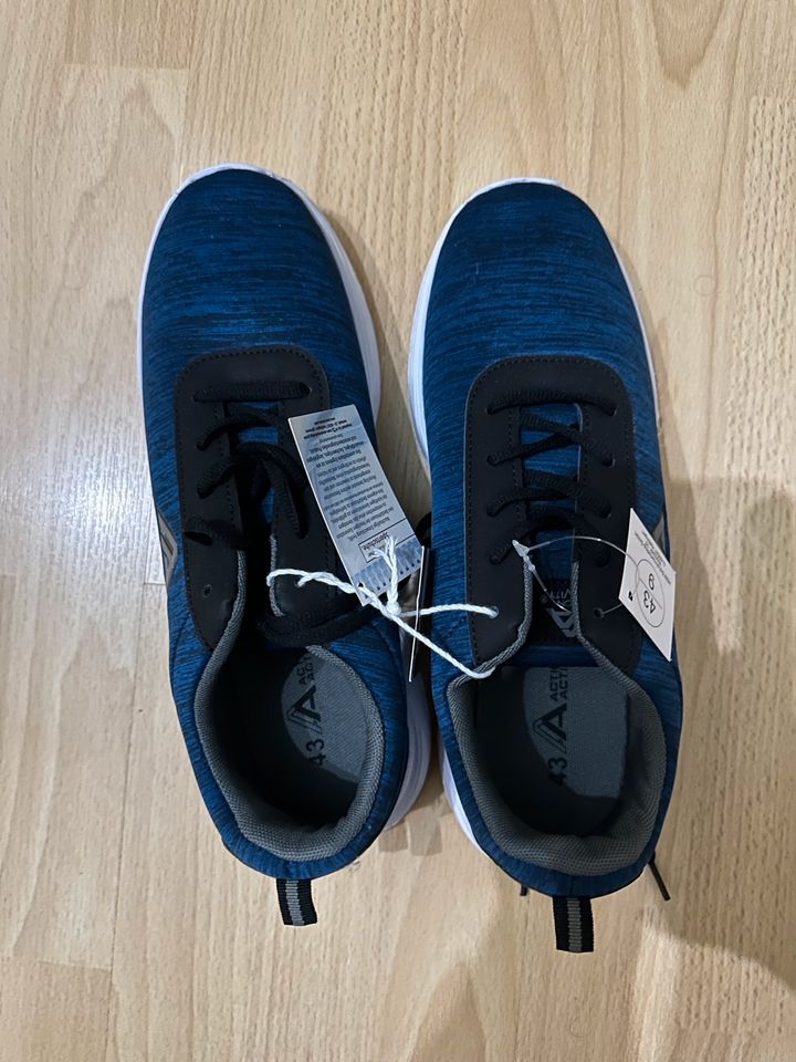 Active Halbschuhe Größe 43 Blau / Weiß NEU MIT ETIKETT in Oerlinghausen