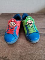 H&M Super Mario blinkende Sneaker Gr.25 Sachsen-Anhalt - Magdeburg Vorschau