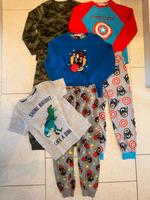 Kleidungspaket Avengers;Taz Jogginganzug Schlafanzug Gr. 122/128 Essen - Altenessen Vorschau