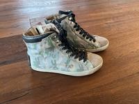 Crime London Sneaker Camouflage hell grau silber Größe 36 Army wi Hessen - Heidenrod Vorschau