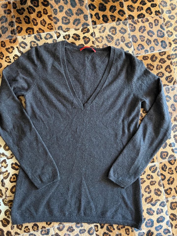 Original Donna Hallhuber cashmere Pulli in München