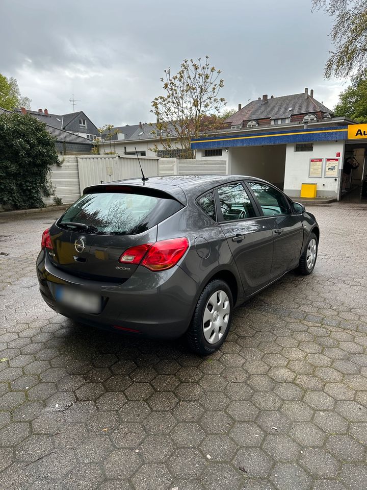 Opel Astra 1.4 EcoFlex 2 JAHRE TÜV! in Gelsenkirchen