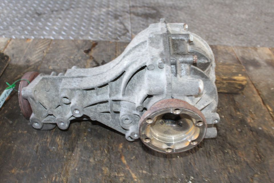 Audi A6 4F Quattro 3,2l Benzin V6 AUK HUP Differential (40445) in Forst