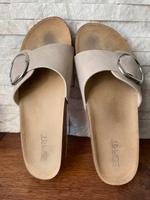 Pantolette von ESPRIT Gr 40 beige neuwertig Baden-Württemberg - Eschbach Vorschau