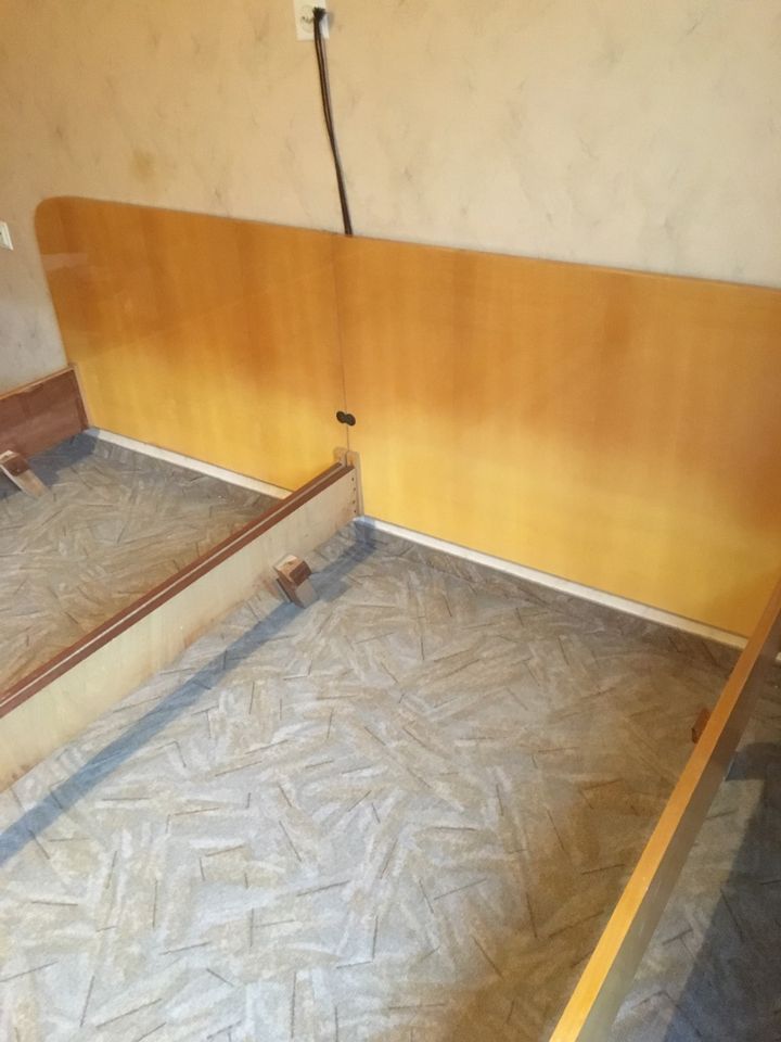 Doppelbett Ehebett umbaubar in 2 Einzelbetten 70er Jahre Bett in Heilbronn