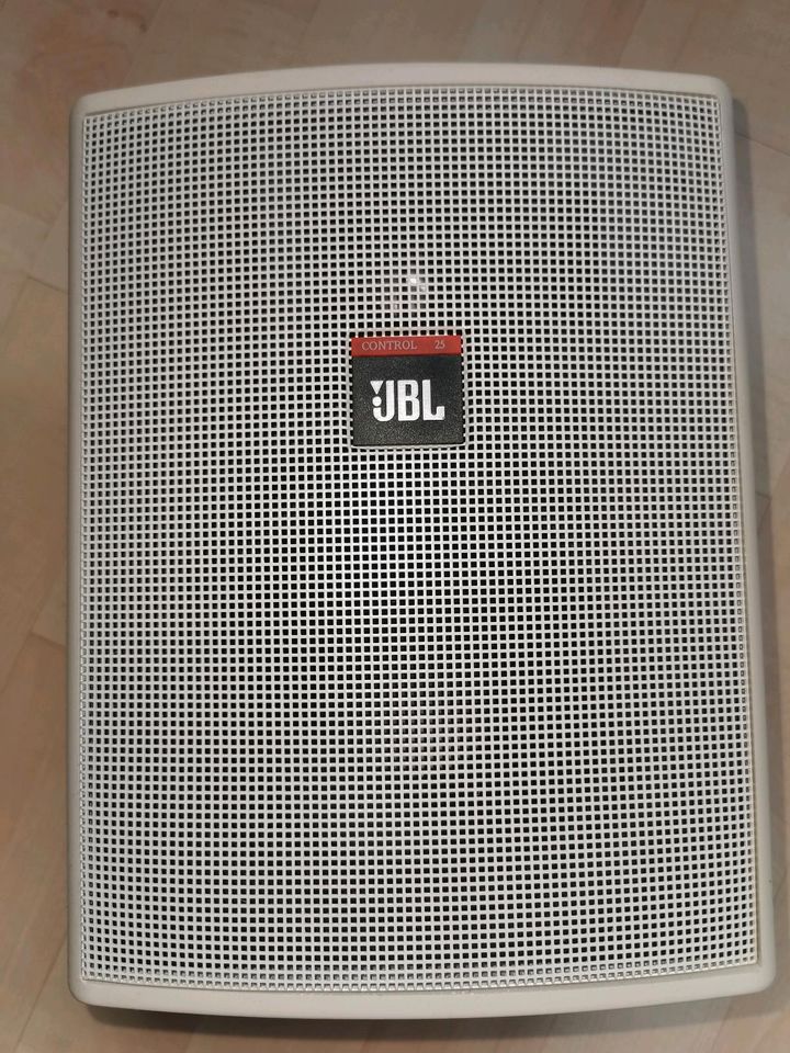 Lautsprecher JBL Control 25 und Control 52 in Karlsruhe