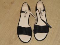 Damen Leder Sandalen Schuhe Caprice Größe 39 wie Neu Hannover - Döhren-Wülfel Vorschau