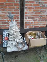 Weihnachtsbaum weiß + 1 grosser Karton Weihnachtsdeko Mecklenburg-Vorpommern - Neubrandenburg Vorschau