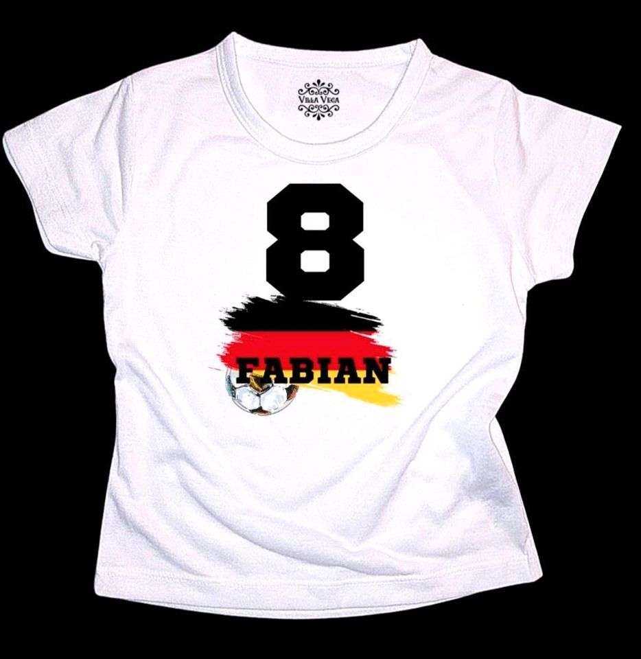 Fußball T-Shirt Geburtstag Zahl Name Hamburg Berlin Stuttgar Köln in Karlskron