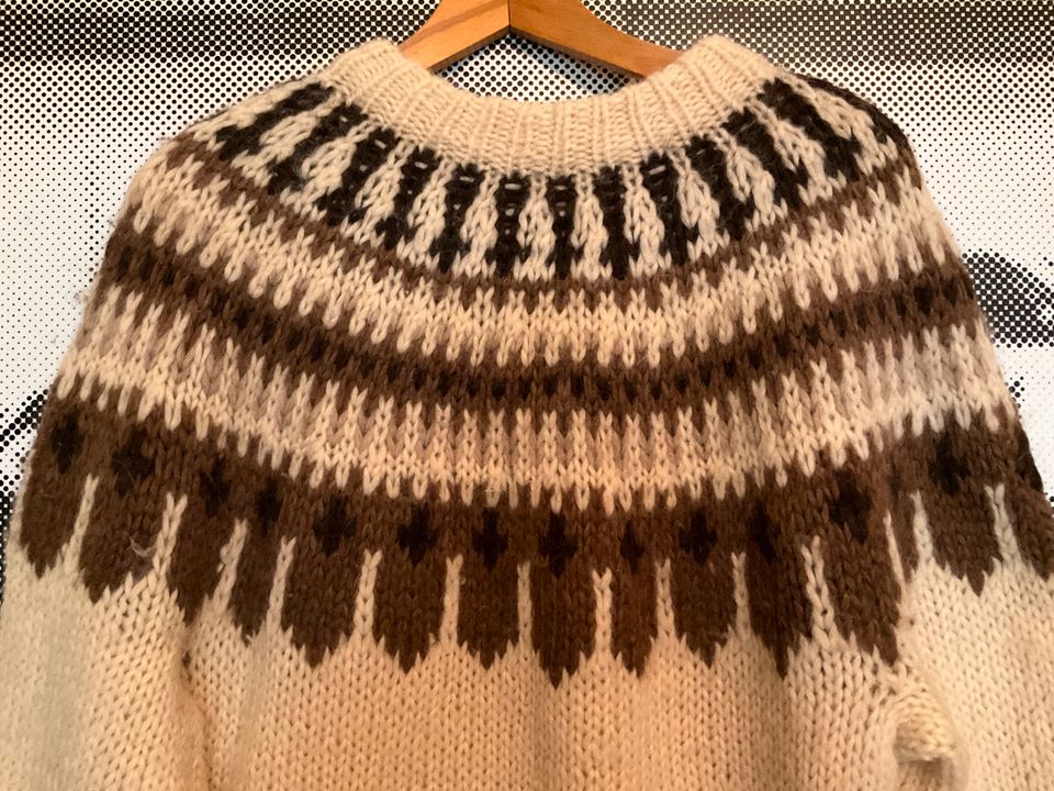 Islandpullover Norweger handgestrickt reine Wolle in Stoetze