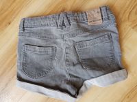 vertbaudet kurze Hose Jeansshorts Shorts Jeans grau 108 104 110 Brandenburg - Elsterwerda Vorschau