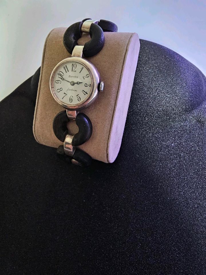 Damenuhr, Silberuhr 0,835, Vintage-Uhr, mechanische Uhr. in Köln