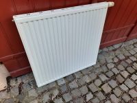 Heizkörper mit Thermostat, 90 H x 92 B x 6 T Sachsen-Anhalt - Halle Vorschau