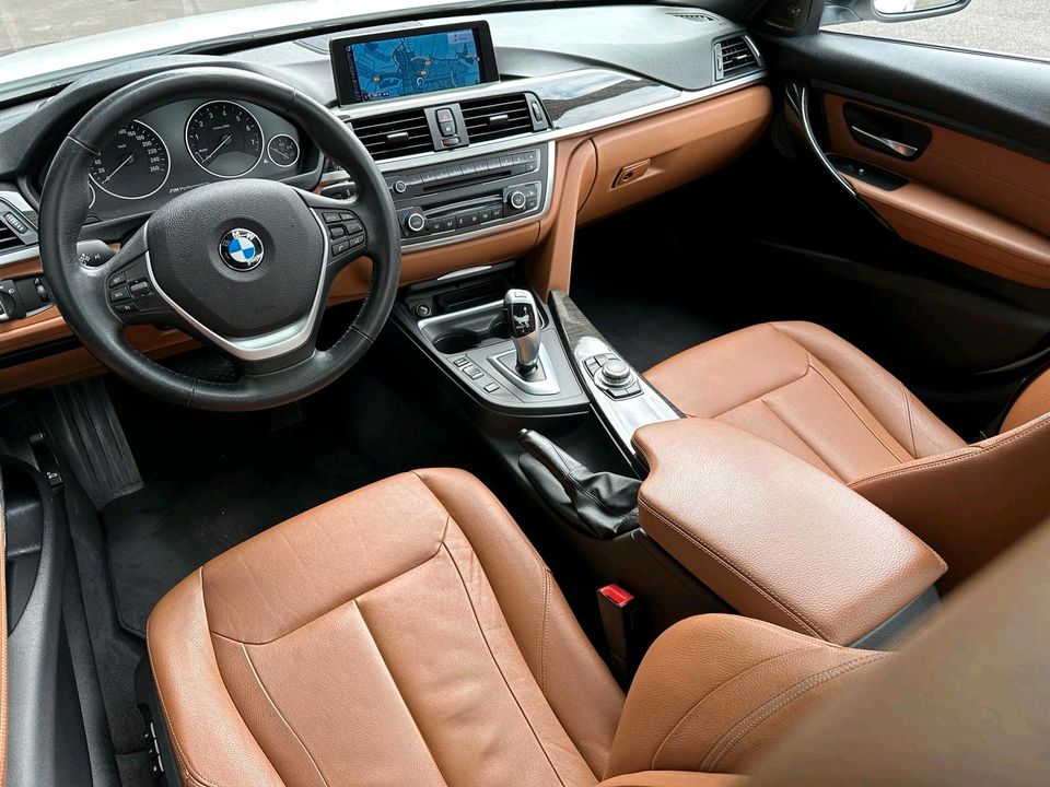 BMW 328i F30 - Luxury Line - Automatik - Vollleder - Head Up in Offenburg
