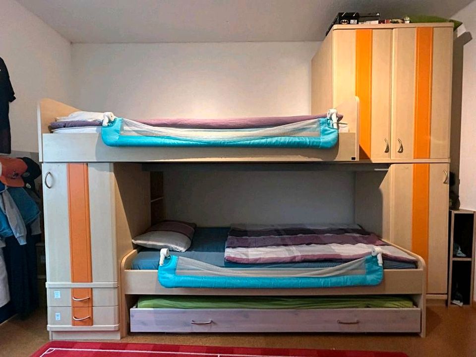 Jugendzimmer,Kinderzimmer,Etagenbett,Hochbett,komplettes Zimmer in Ottensoos