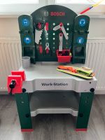 Bosch Werkstatt Kinder mit viel Zubehör Baden-Württemberg - Fluorn-Winzeln Vorschau