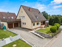 Mit großem Raumangebot! Flexibel nutzbares Zweifamilienhaus in beliebter Wohnlage Baden-Württemberg - Laupheim Vorschau