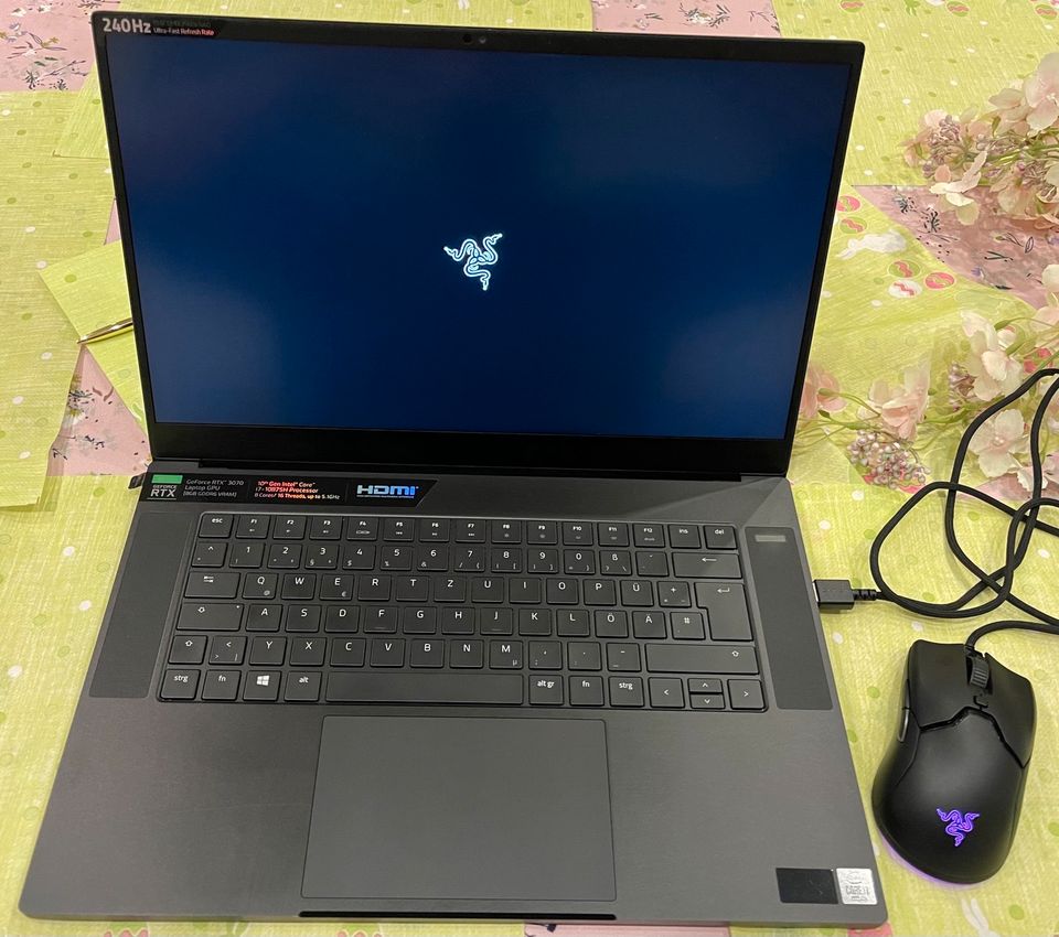 Razer Blade 15 Advanced Model 15.6 Gaming Laptop in Elbtal