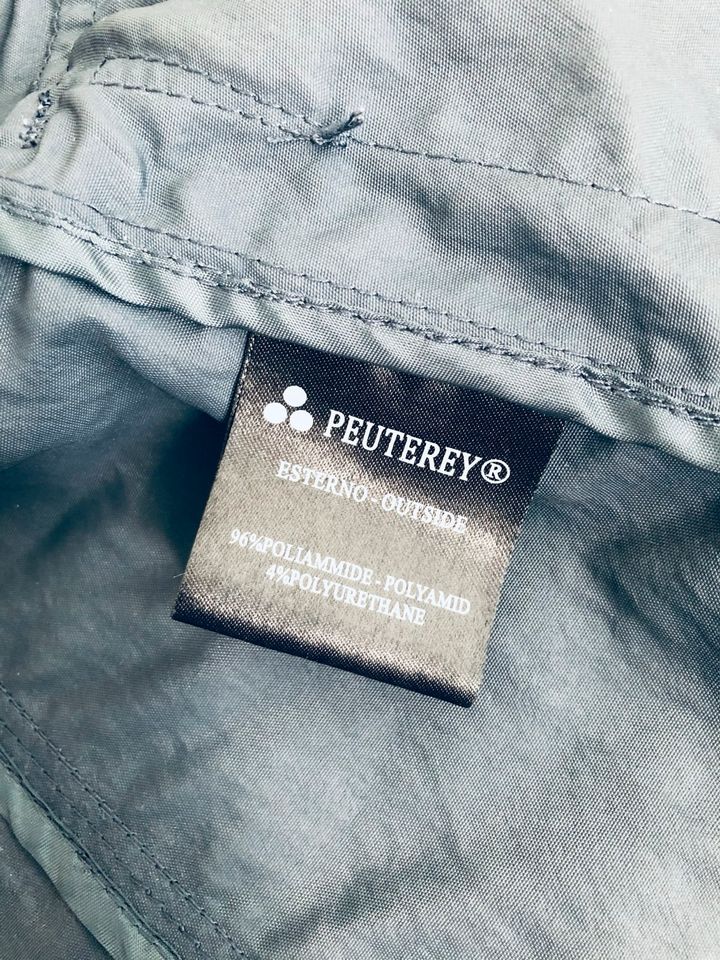 Peuterey Jacke Damen Apple Wood navy Größe S in Köln