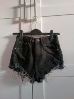 ZARA Jeans Shorts Fransen Gr. 34 Baden-Württemberg - Oberreichenbach Vorschau