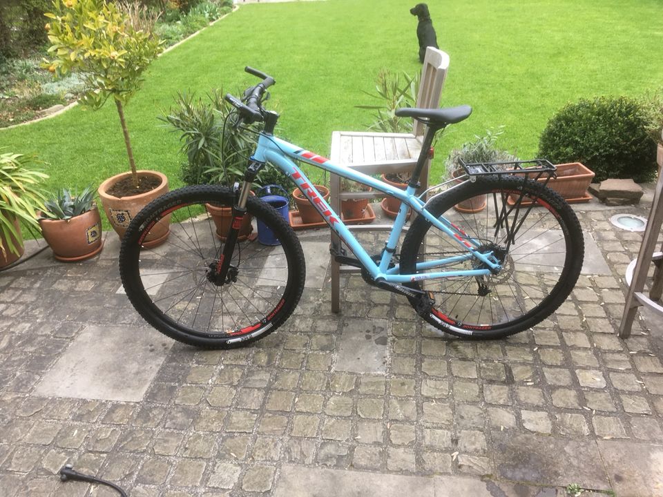 MTB Trek X-Caliber 8 R 17,5 (29)powder blue in Bochum