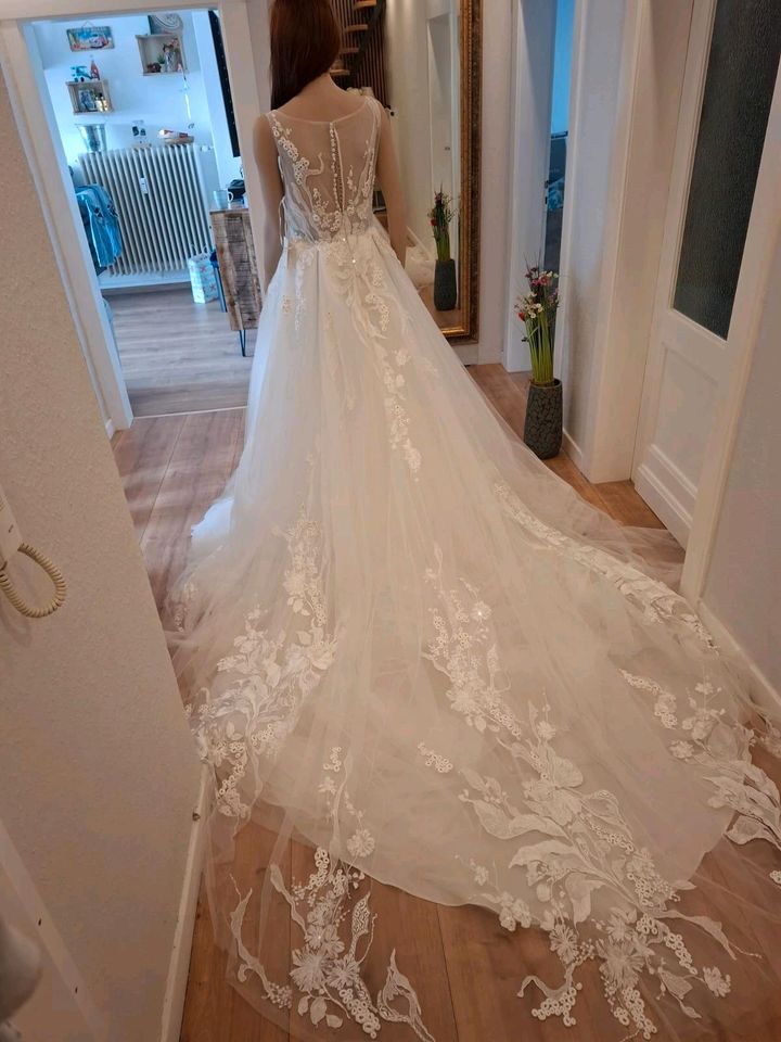 Brautkleid Dominiss in Duisburg