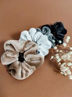 Samt Scrunchie | Großes Damen Haargummi | Luxus Scrunchie Baden-Württemberg - Schorndorf Vorschau