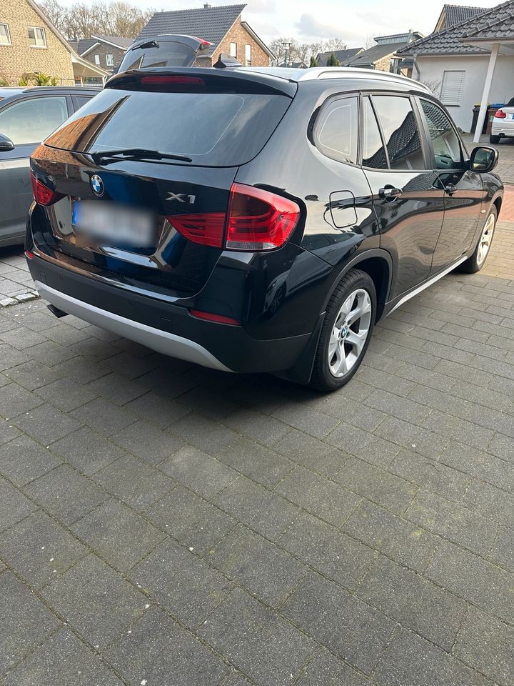 BMW X1 18d S-Drive, Leder, Navi, TÜV 02/2026, Bremsen Neu in Lohne (Oldenburg)