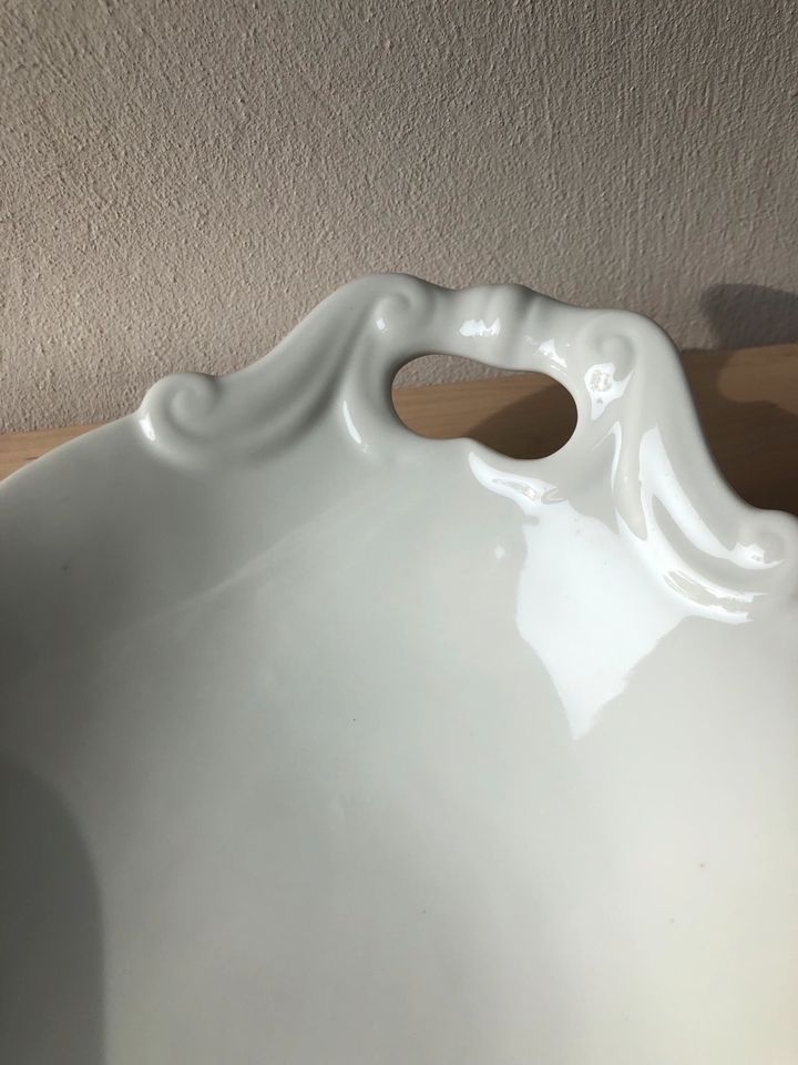 Servierplatte / Servierschale oval Porzellan weiß in Kinderhaus